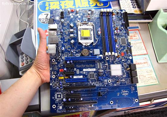 Lynnfield Core i7/i5处理器携25款P55主板正式发售