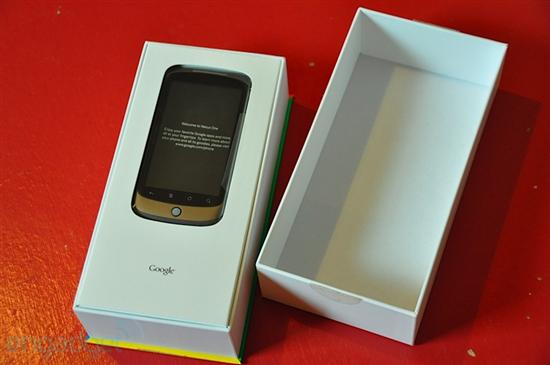 Google手机Nexus One零售版提前曝光 拆箱图赏