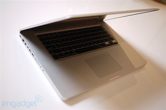 Core i7新MacBook Pro性能简测