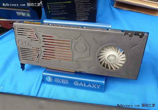 全球首款单插槽GeForce GTX 470展示