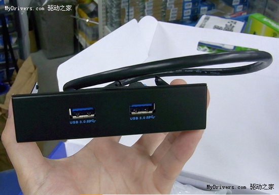 前后各二：华擎四口USB 3.0 P55主板上市