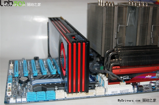 从双路到四路：Radeon HD 6970交叉开火