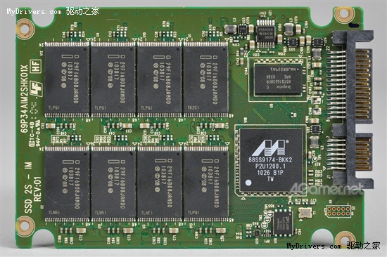 Intel首款SATA 6Gbps固态硬盘上市 拆解测试