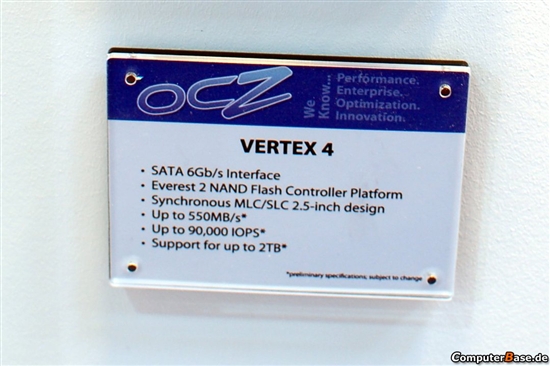 自家主控就是爽：OCZ Vertex 4现场狂飙